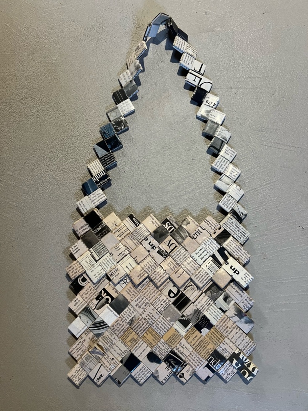 Recycled Newspaper Weave Purse in Black & White